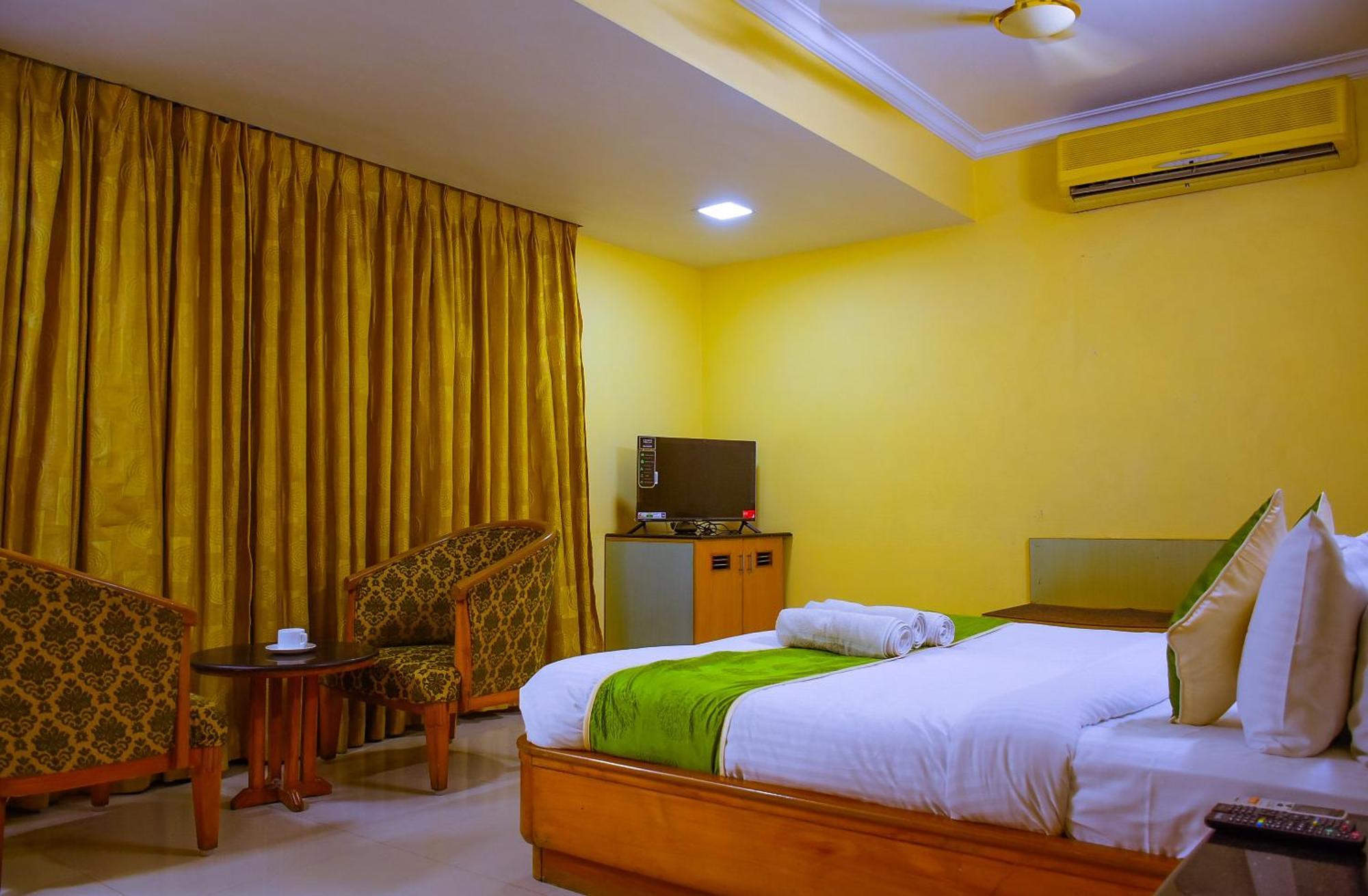 Naksha Tree Hotels - Mogappair Chennai Exterior foto